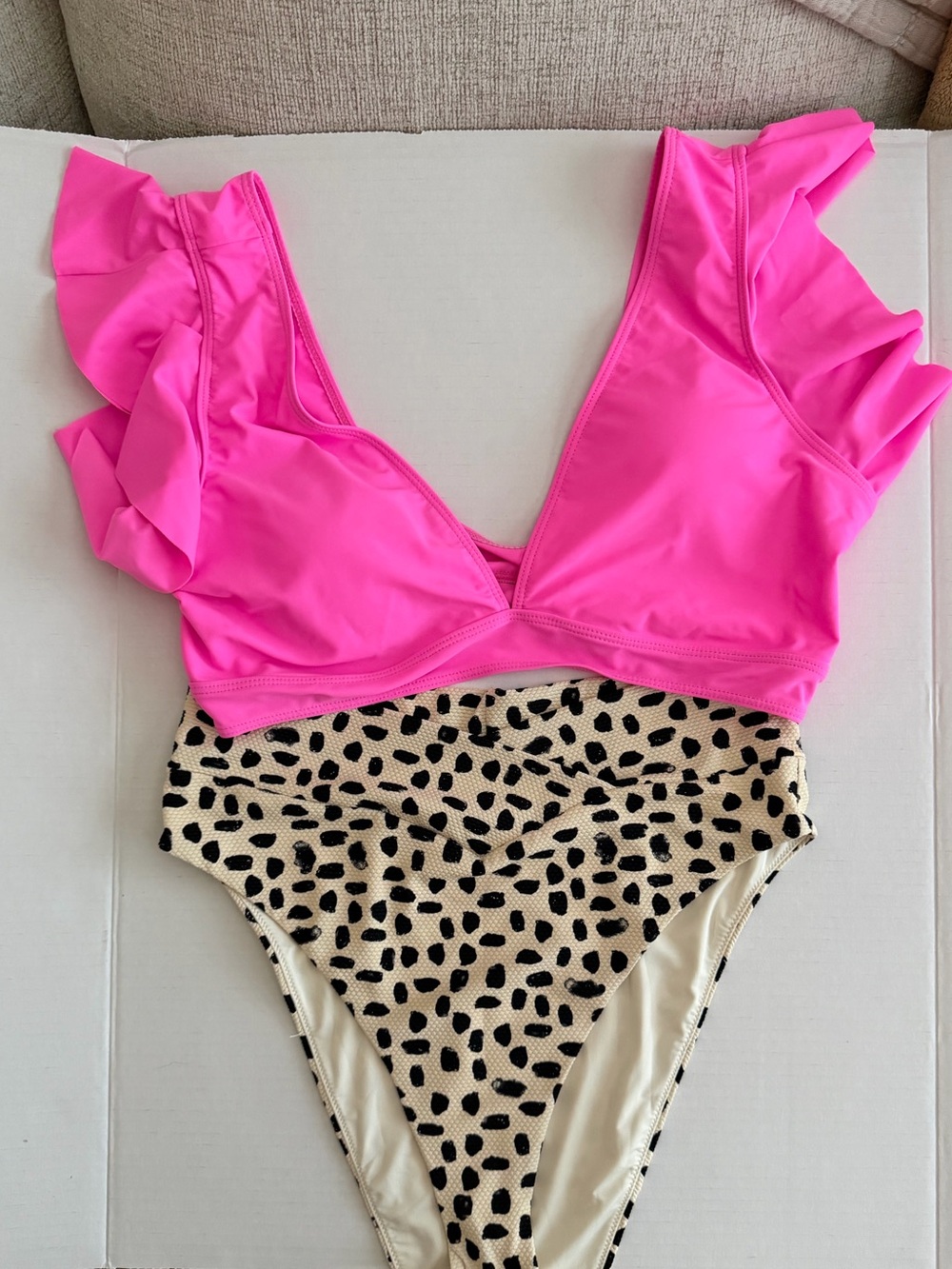 🌸🌸aerie High Cut Cheeky Bikini Bottoms in Cream and Black Spot Print